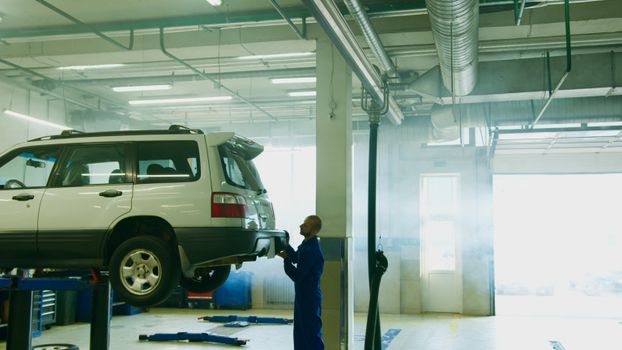 Servis klimatske naprave v avtomobilu